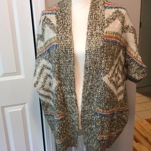American Eagle short sleeve sweater cardigan